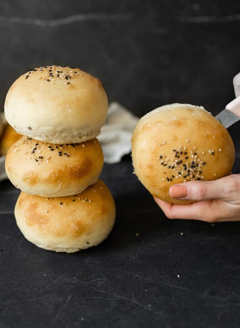 Quick Sourdough Burger Buns